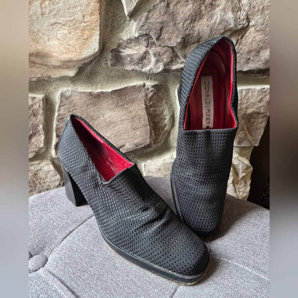 Donald J. Pliner Black Textured Heels + Dust Bag